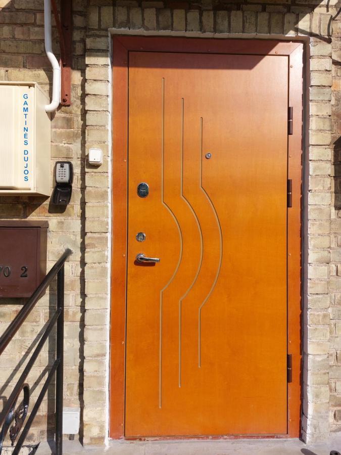 Kotedzas Nuomai - Retro 70, Siauliai Apartment ภายนอก รูปภาพ